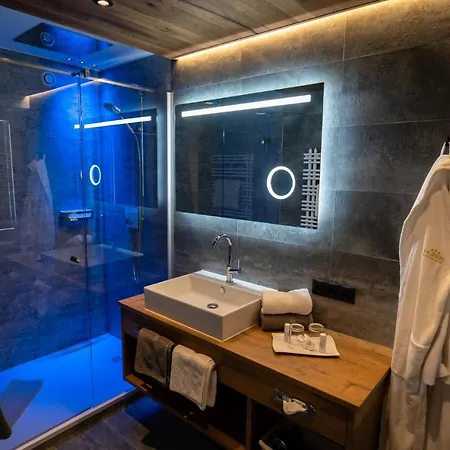 Huber Hochland 3* Maurach