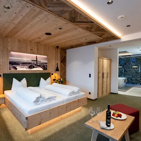 Отель Huber Hochland 3*