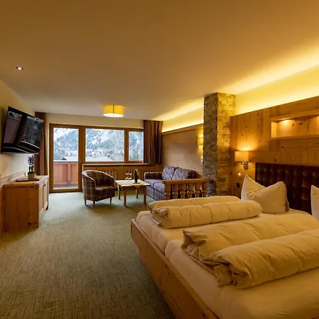 מלון Huber Hochland 3*