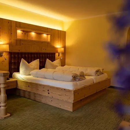 Huber Hochland 3* Maurach