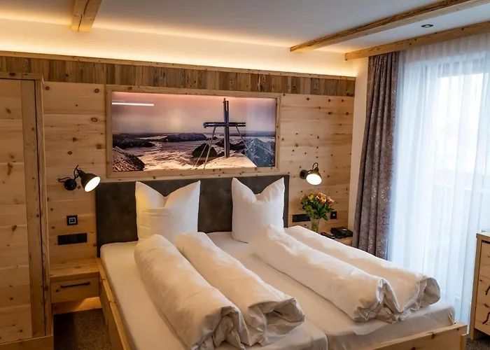 Huber Hochland 3* Maurach (Achensee)