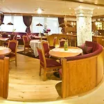 Huber Hochland 3* Maurach