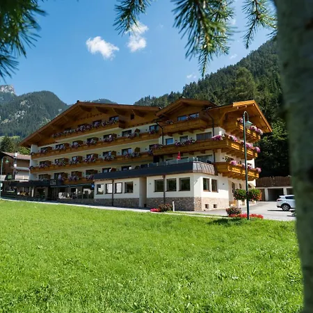 Hotel Huber Hochland 3*