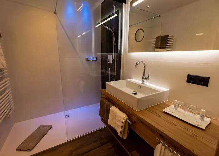 Huber Hochland 3* Maurach (Achensee)